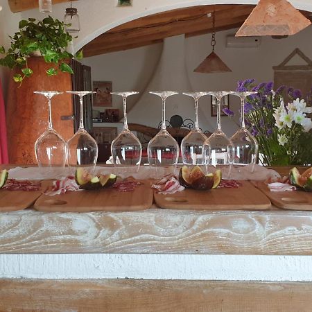 Cantina Perandria Monti Ngoại thất bức ảnh