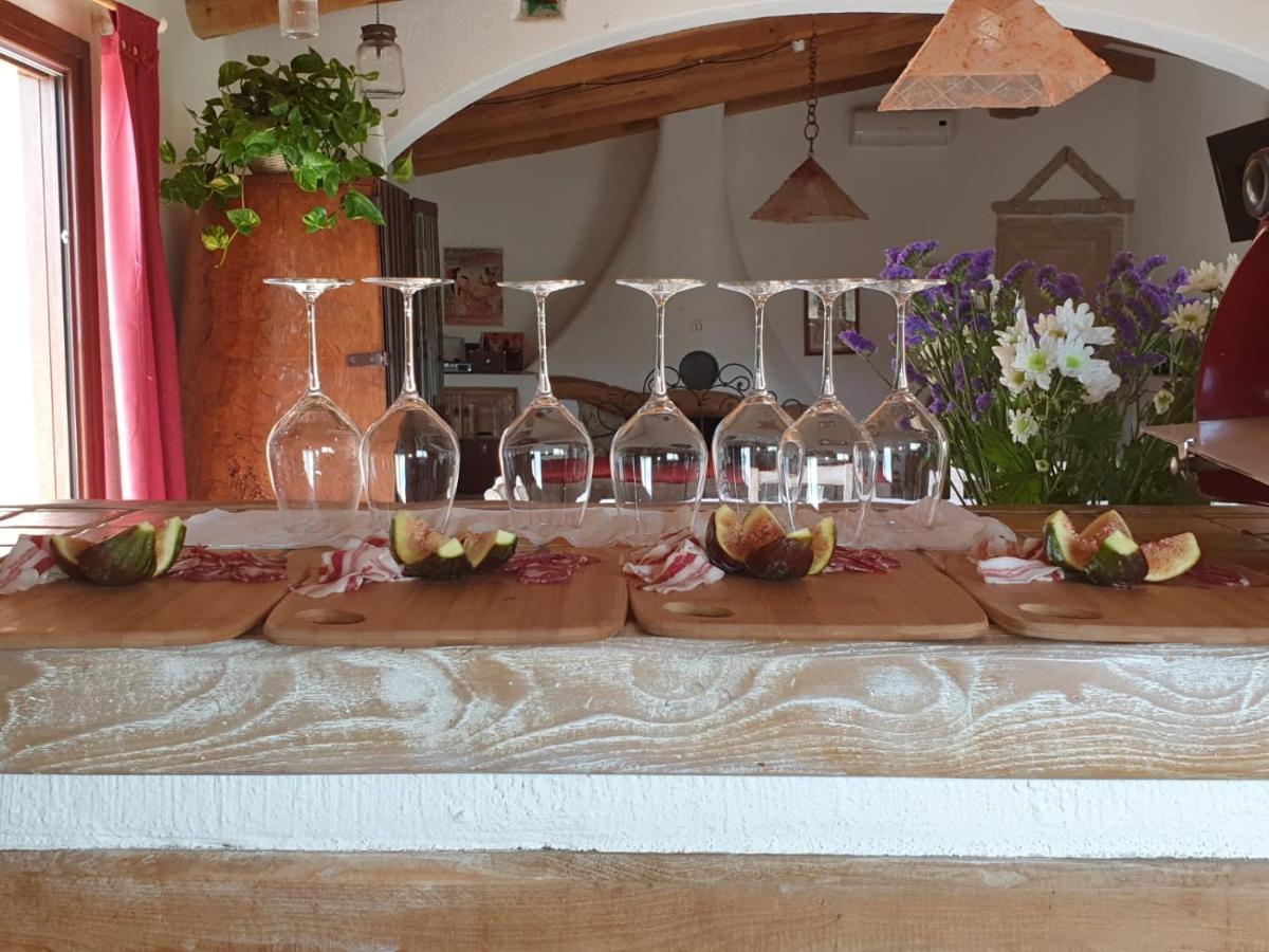 Cantina Perandria Monti Ngoại thất bức ảnh